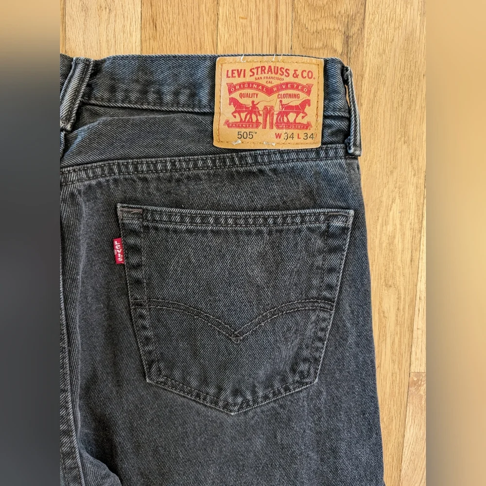 Levis 505 Jeans Mens 34x33 Black Regular Fit Straight Leg Denim Pants